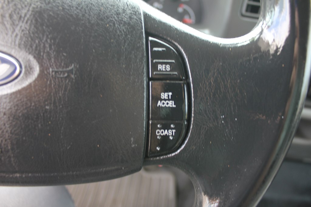 Photo 13 of this FORD F550