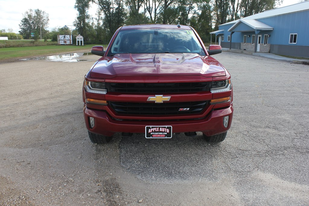 Photo 2 of this CHEVROLET SILVERADO 1500