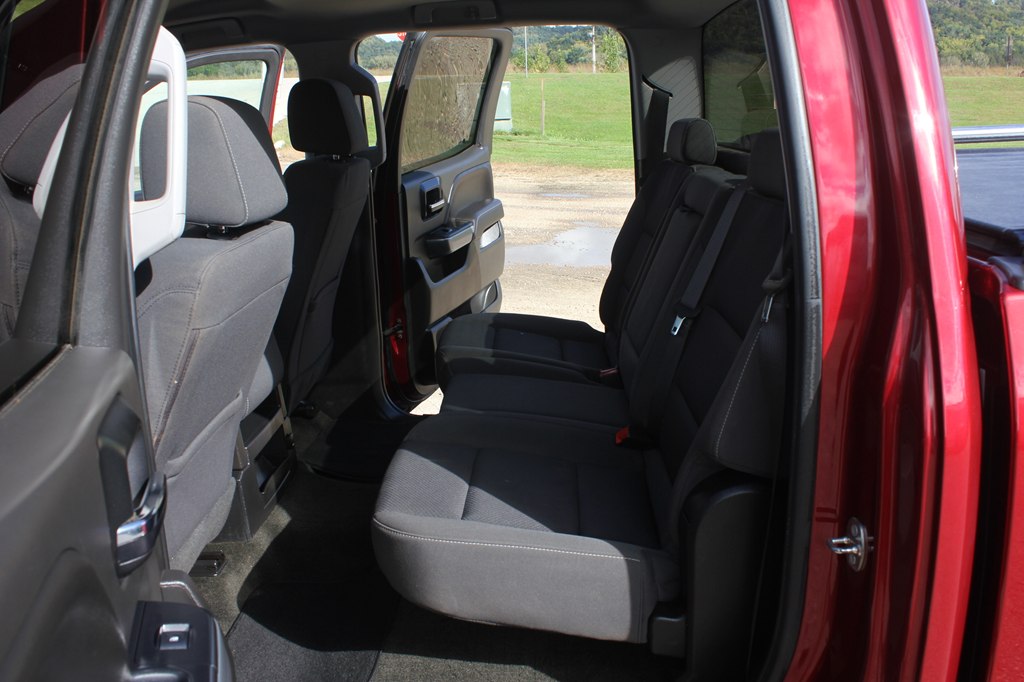 Photo 37 of this CHEVROLET SILVERADO 1500