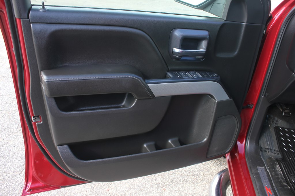 Photo 26 of this CHEVROLET SILVERADO 1500