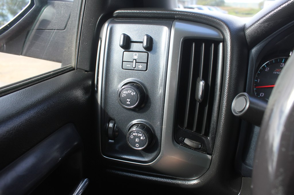 Photo 16 of this CHEVROLET SILVERADO 1500