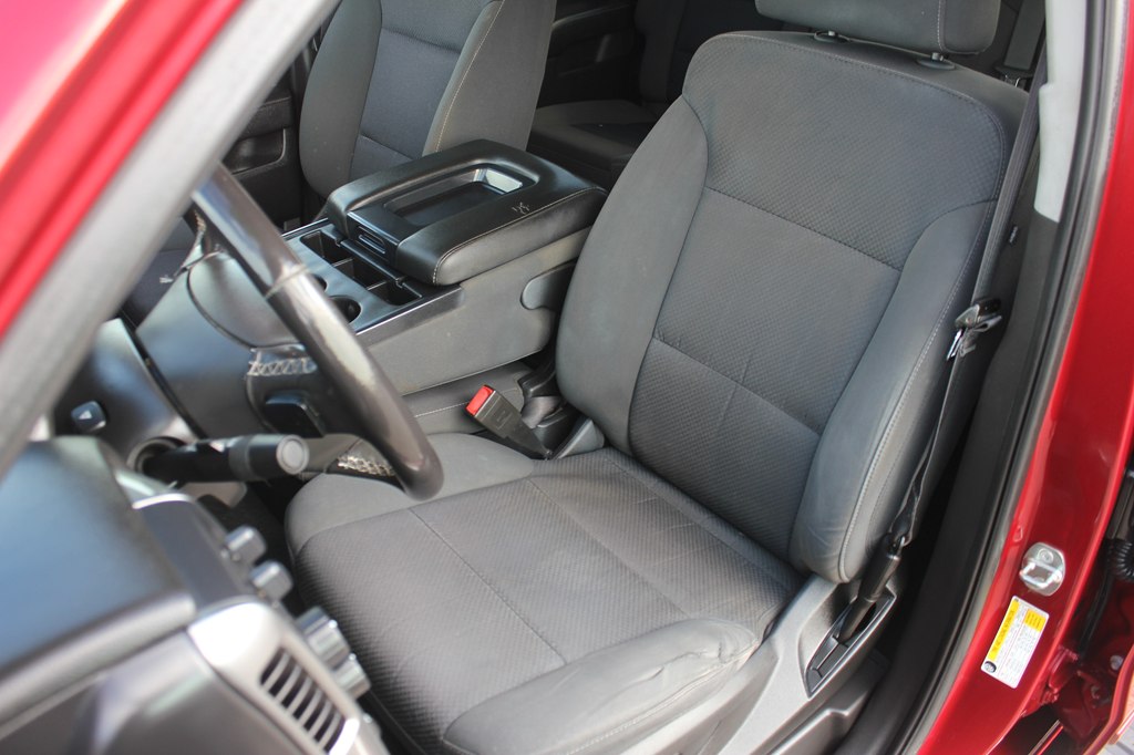 Photo 29 of this CHEVROLET SILVERADO 1500