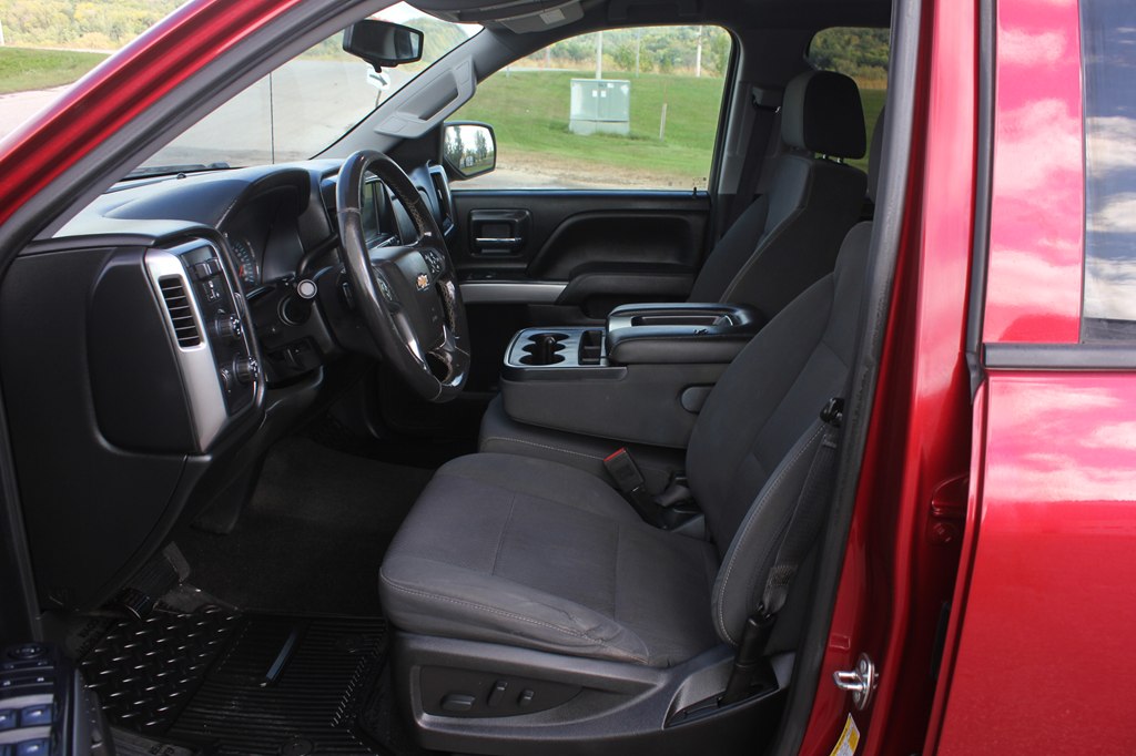Photo 28 of this CHEVROLET SILVERADO 1500