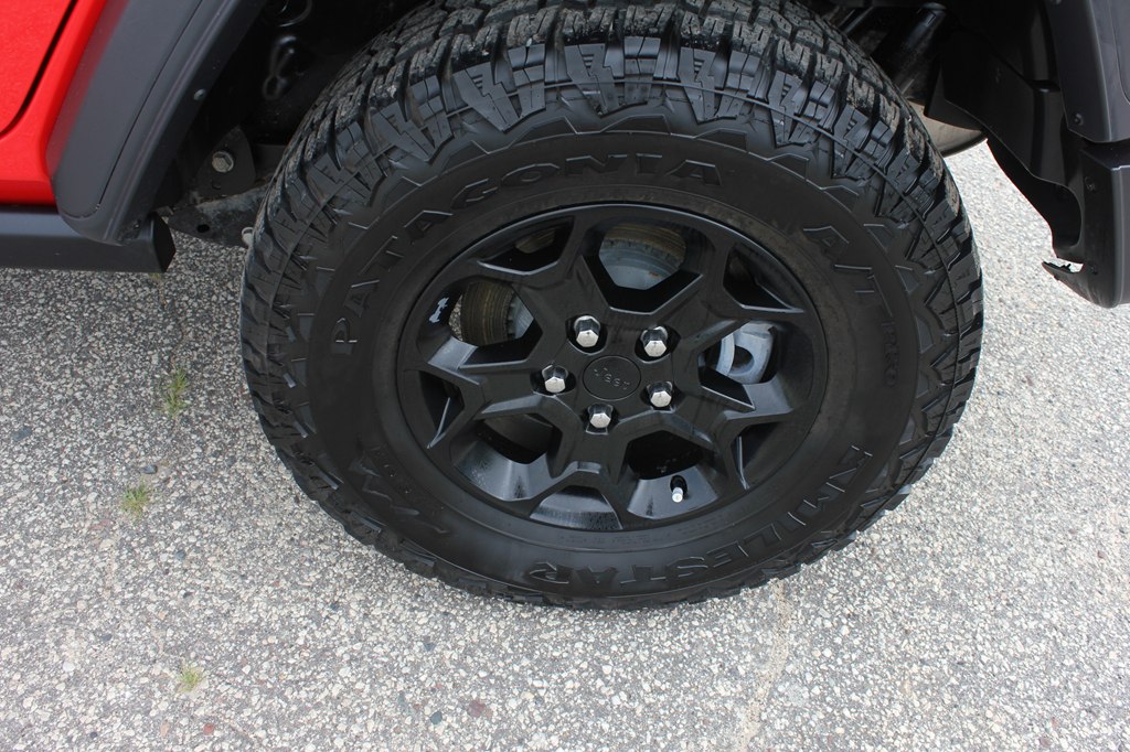 Photo 54 of this JEEP WRANGLER
