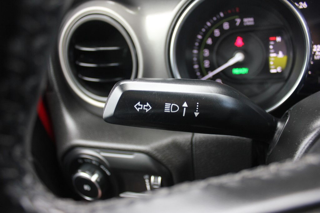 Photo 14 of this JEEP WRANGLER