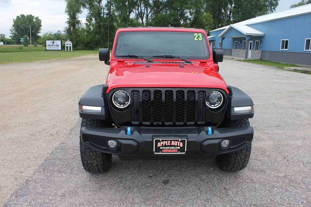 Photo 2 of this JEEP WRANGLER