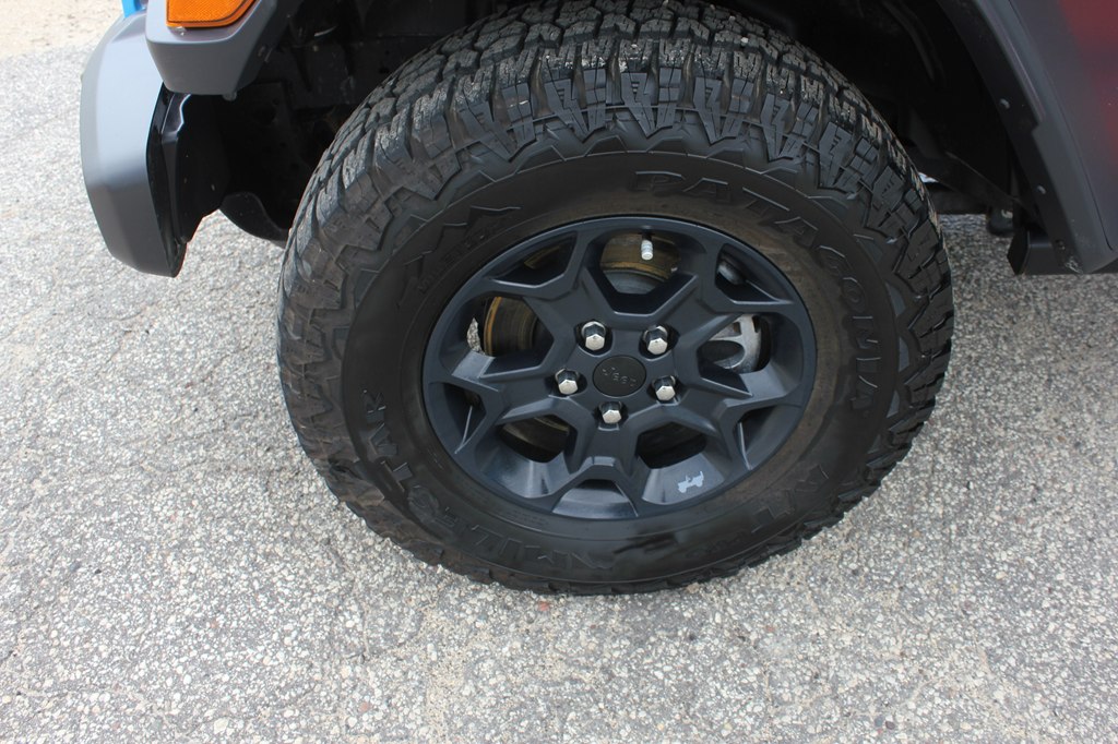 Photo 55 of this JEEP WRANGLER