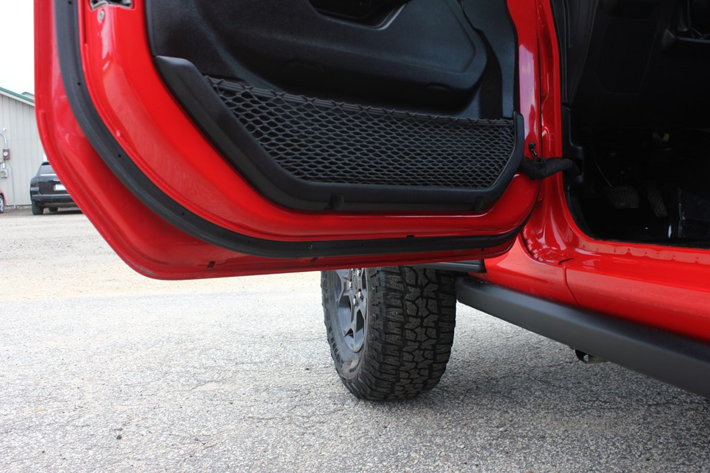 Photo 43 of this JEEP WRANGLER