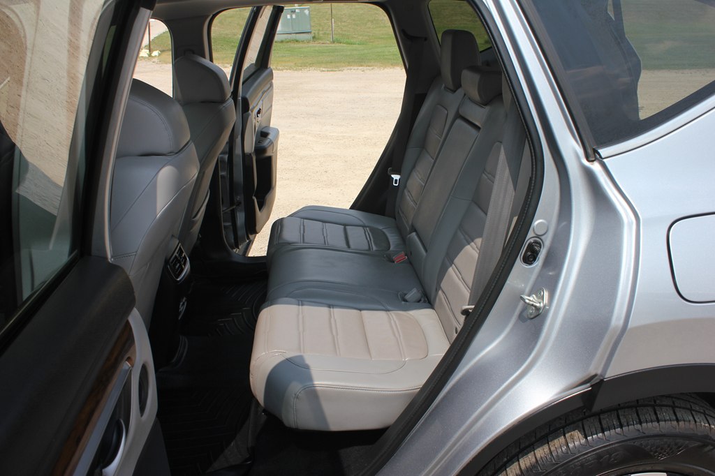 Photo 40 of this HONDA CR-V