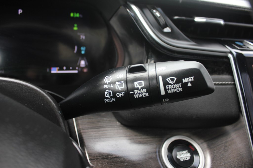 Photo 15 of this JEEP GRAND CHEROKEE