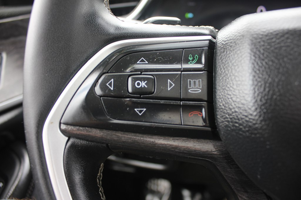 Photo 12 of this JEEP GRAND CHEROKEE