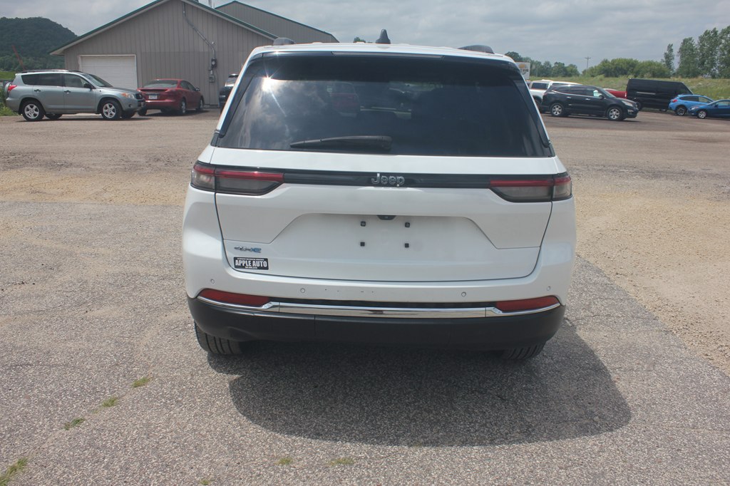 Photo 6 of this JEEP GRAND CHEROKEE