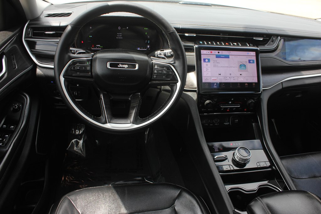 Photo 9 of this JEEP GRAND CHEROKEE