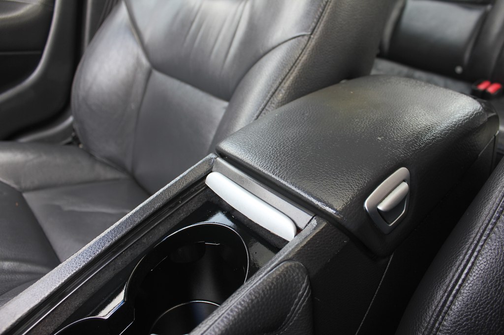Photo 20 of this VOLVO S60