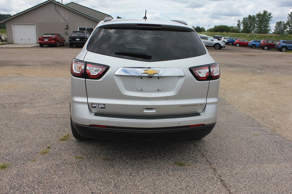 Photo 6 of this CHEVROLET TRAVERSE