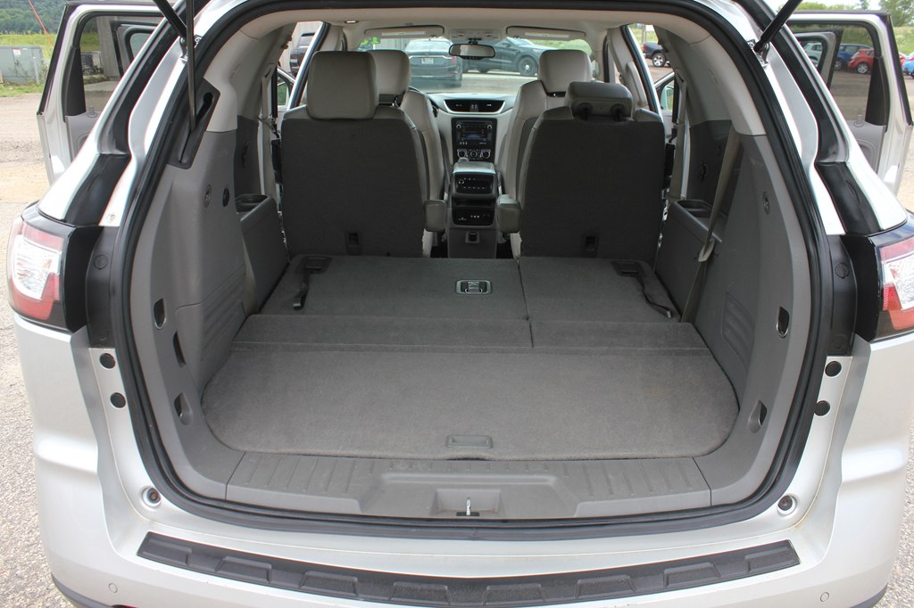 Photo 43 of this CHEVROLET TRAVERSE