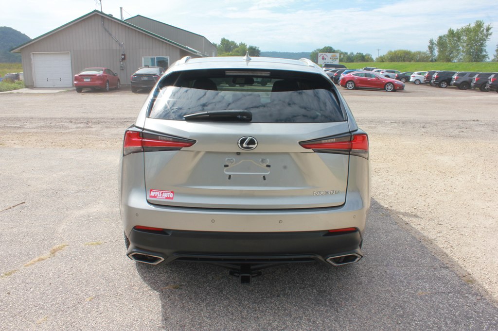 Photo 6 of this LEXUS NX 300