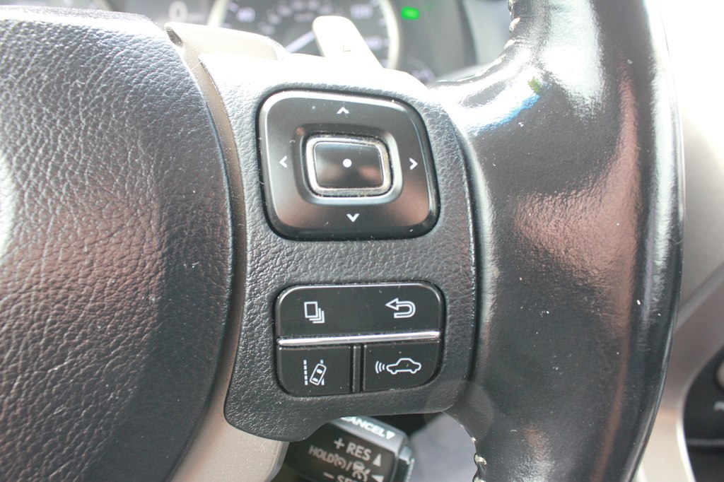 Photo 13 of this LEXUS NX 300