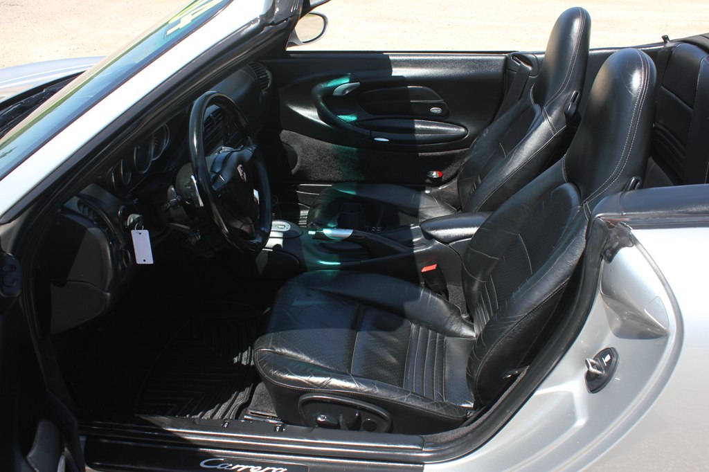 Photo 35 of this PORSCHE 911