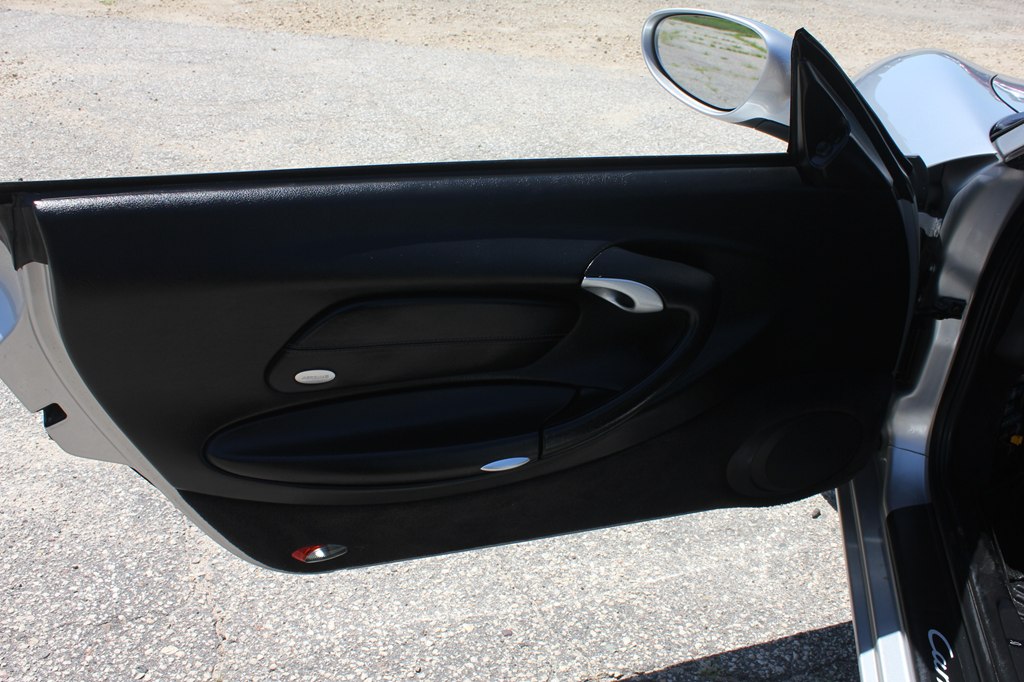 Photo 32 of this PORSCHE 911
