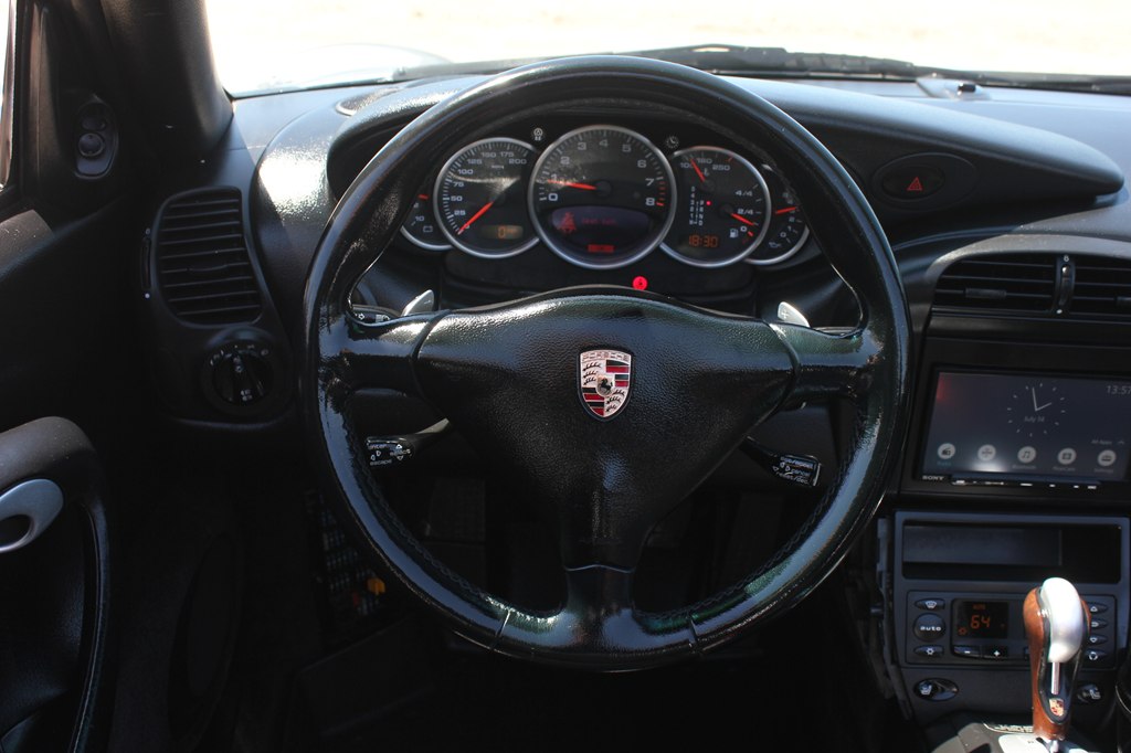 Photo 18 of this PORSCHE 911