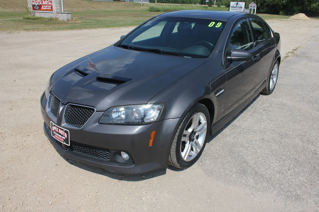 Gray 2009 Pontiac G8 Sedan Rear-Wheel Drive Automatic