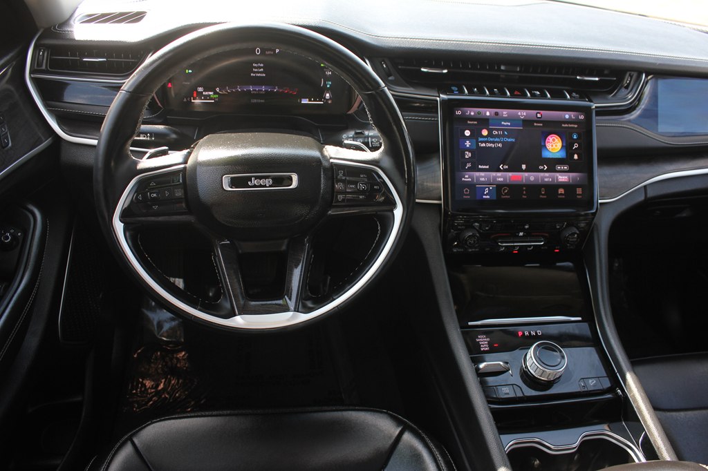 Photo 9 of this JEEP GRAND CHEROKEE