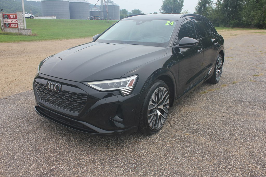 2024 AUDI Q8 E-TRON
