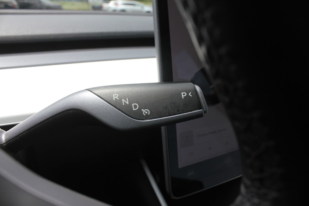 Photo 14 of this TESLA MODEL 3
