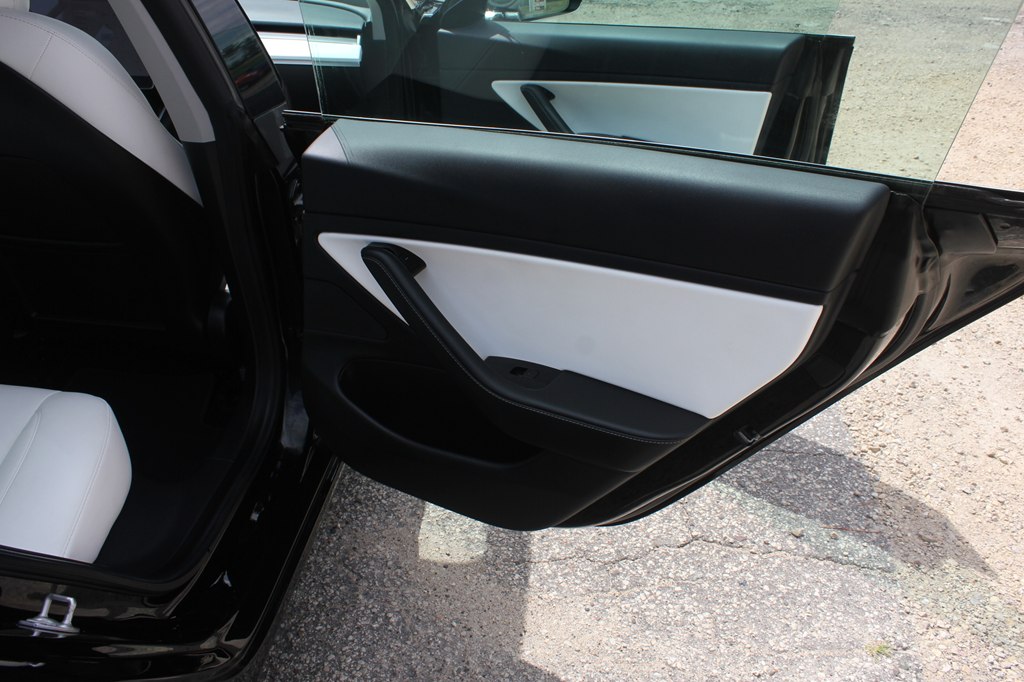 Photo 29 of this TESLA MODEL 3