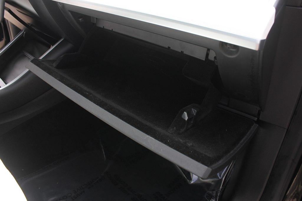 Photo 28 of this TESLA MODEL 3
