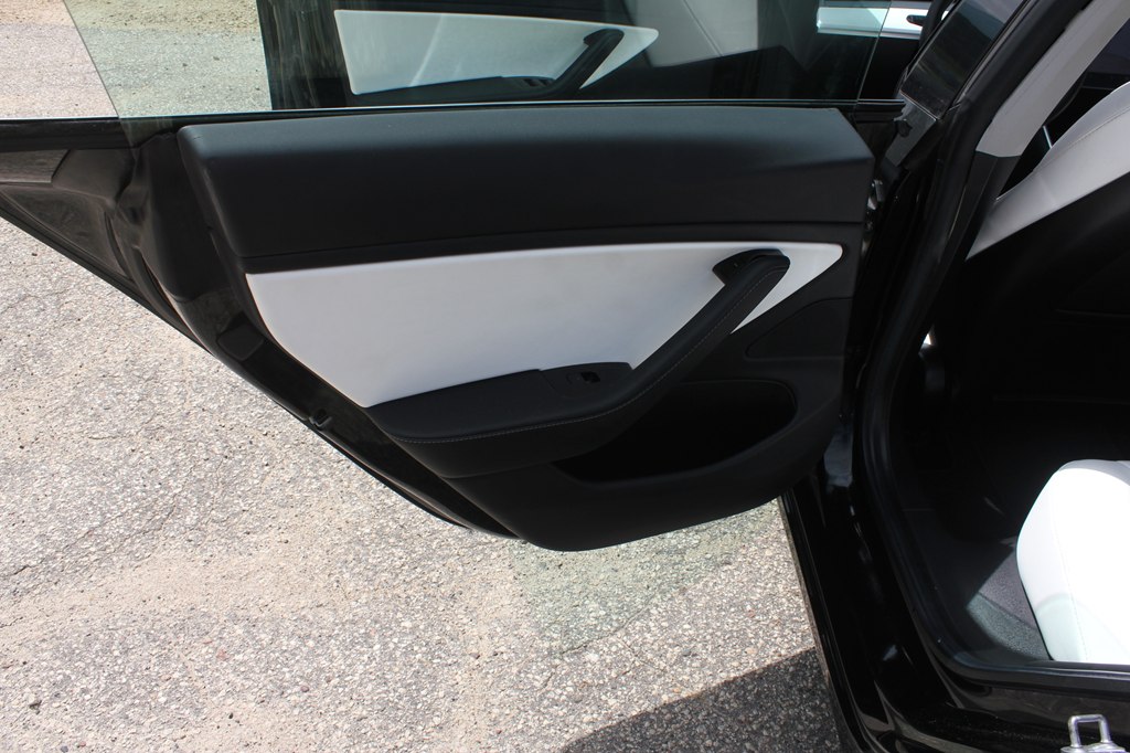 Photo 31 of this TESLA MODEL 3