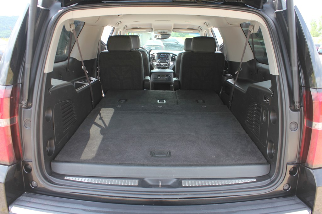 Photo 43 of this CHEVROLET SUBURBAN