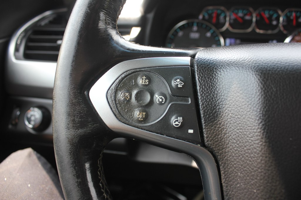Photo 12 of this CHEVROLET SUBURBAN