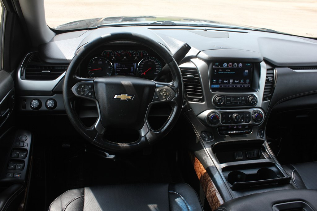 Photo 9 of this CHEVROLET SUBURBAN