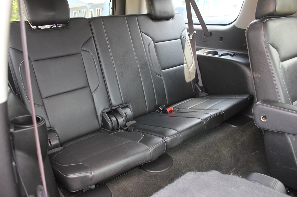 Photo 37 of this CHEVROLET SUBURBAN