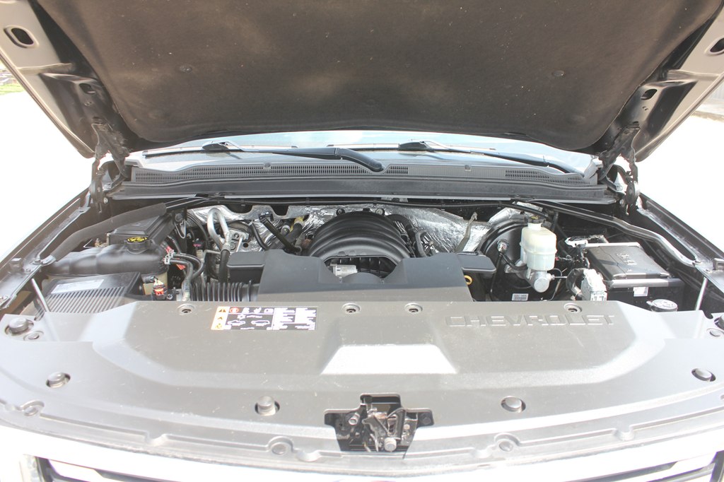 Photo 53 of this CHEVROLET SUBURBAN