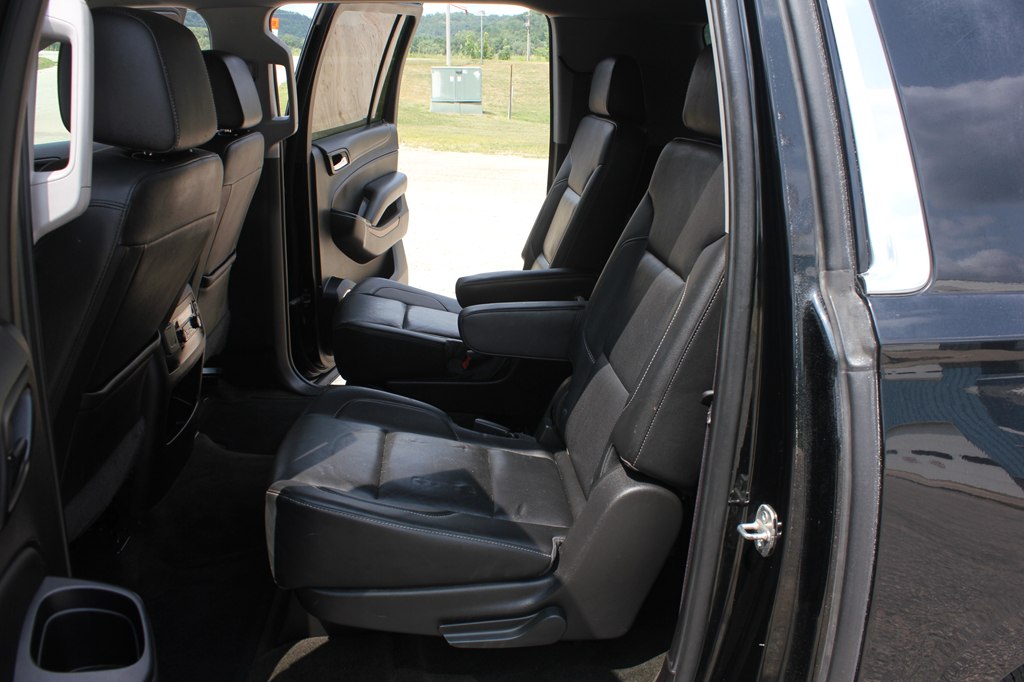Photo 39 of this CHEVROLET SUBURBAN