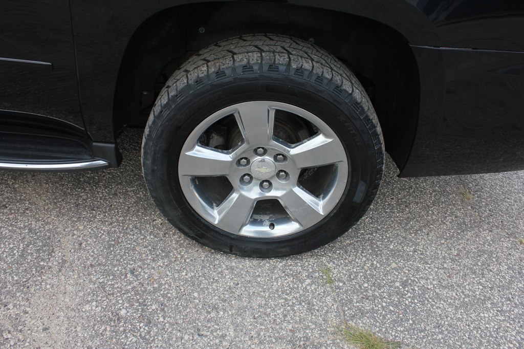 Photo 58 of this CHEVROLET SUBURBAN