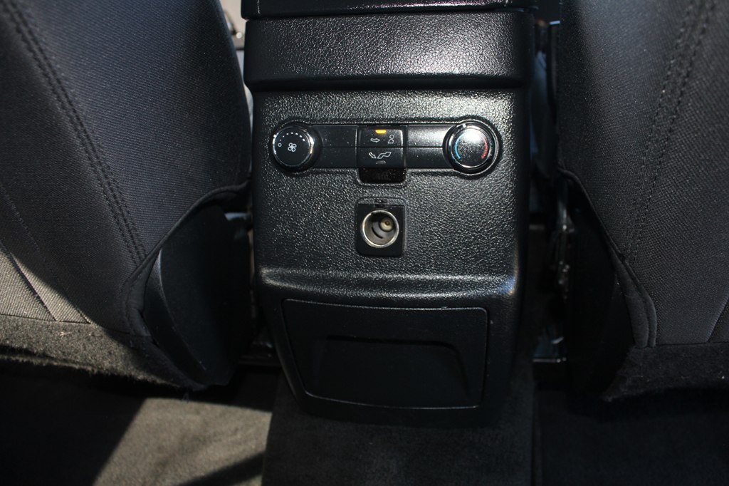 Photo 35 of this FORD EXPLORER