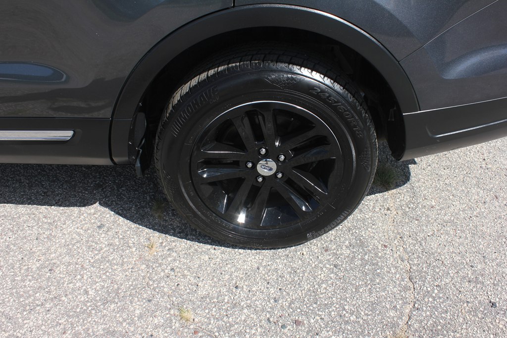 Photo 58 of this FORD EXPLORER