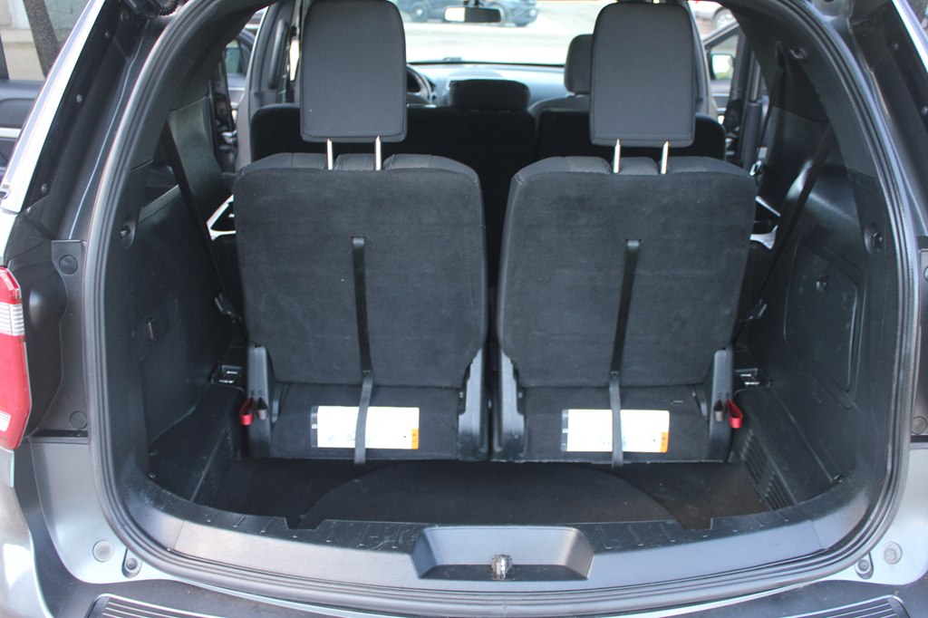 Photo 44 of this FORD EXPLORER