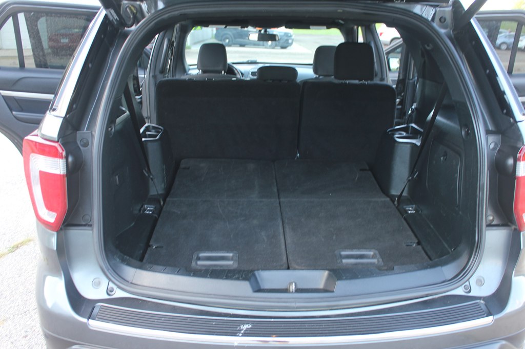 Photo 43 of this FORD EXPLORER