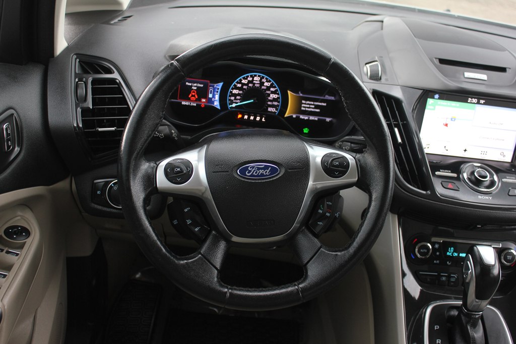 Photo 10 of this FORD C-MAX ENERGI
