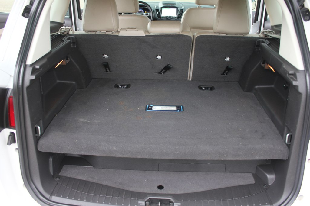 Photo 41 of this FORD C-MAX ENERGI