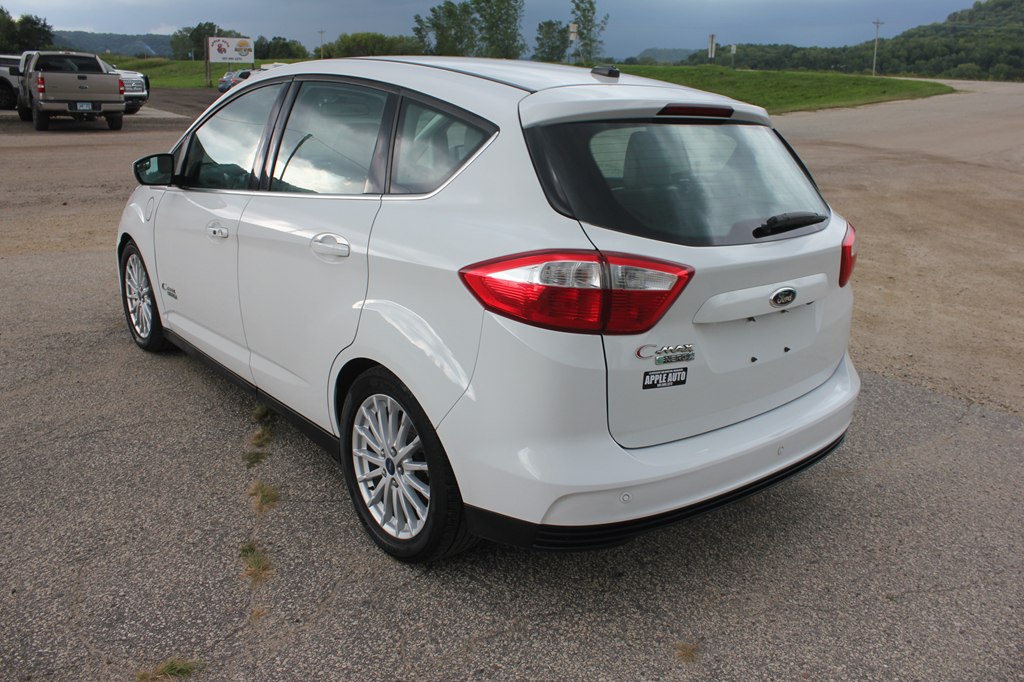Photo 7 of this FORD C-MAX ENERGI