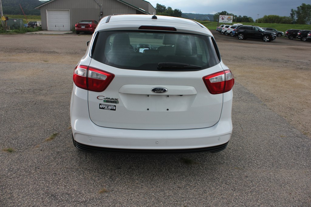 Photo 6 of this FORD C-MAX ENERGI