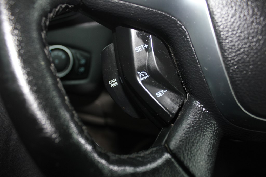 Photo 13 of this FORD C-MAX ENERGI