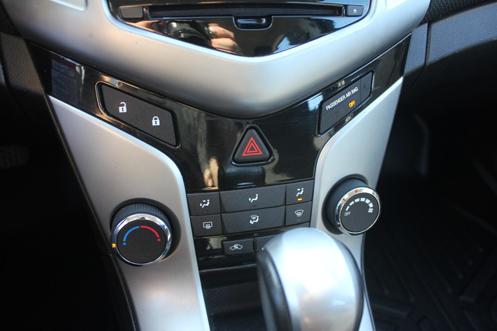 Photo 19 of this CHEVROLET CRUZE