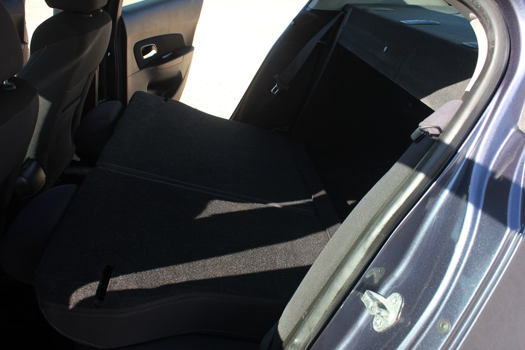 Photo 36 of this CHEVROLET CRUZE